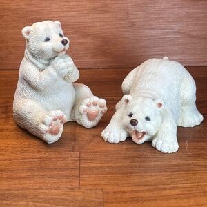 Vintage Set Of Two 2001 Summit Collection Resin Polar Bear Figurines